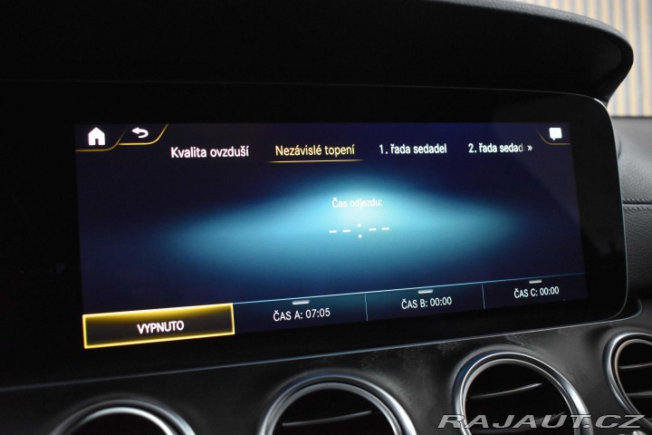 Mercedes-Benz E E 300d 4M*AMG*AIR*DPH*ČR 2022