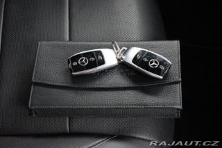 Mercedes-Benz E E 300d 4M*AMG*AIR*DPH*ČR 2022