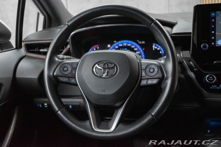 Toyota Corolla 1.8 HYBRID*TREK*TAŽNÉ*ČR 2022