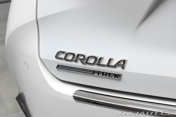 Toyota Corolla 1.8 HYBRID*TREK*TAŽNÉ*ČR 2022