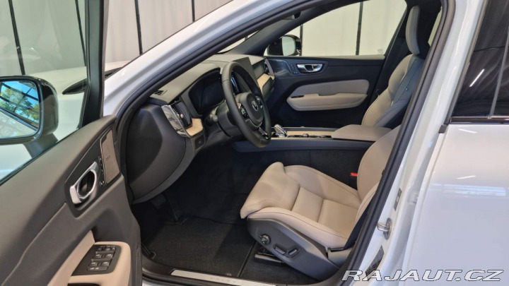 Volvo XC60 B5 2.0L 250+14 HP AT8 AWD 2026