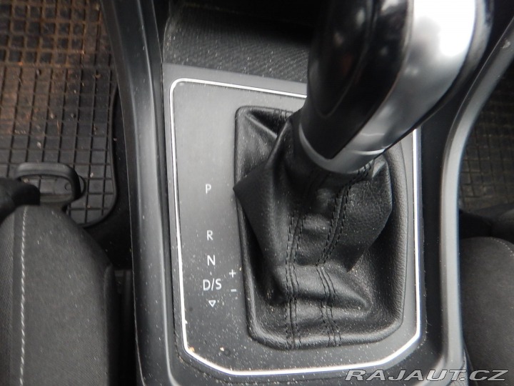 Volkswagen Touran 1.6 TDI, DSG, PANORAMA 2016