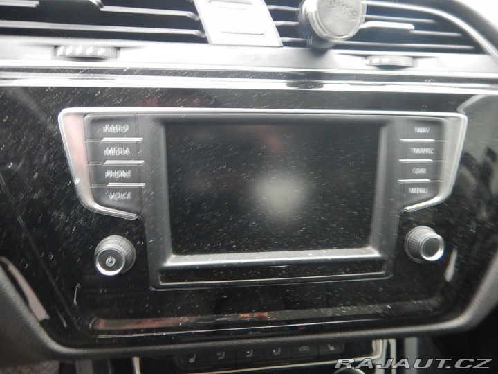 Volkswagen Touran 1.6 TDI, DSG, PANORAMA 2016