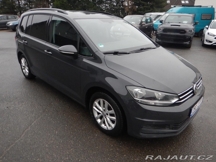Volkswagen Touran 1.6 TDI, DSG, PANORAMA 2016