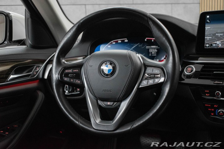BMW 5 520d xD LUXURY*TAŽNÉ*DPH* 2021