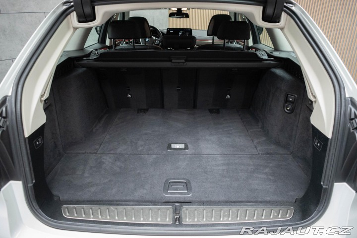 BMW 5 520d xD*REZERVACE* 2021