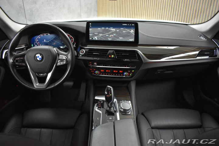 BMW 5 520d xD*REZERVACE* 2021