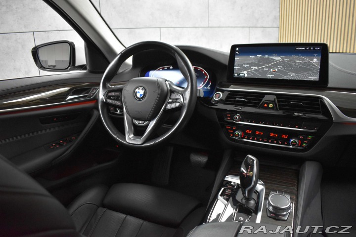 BMW 5 520d xD*REZERVACE* 2021