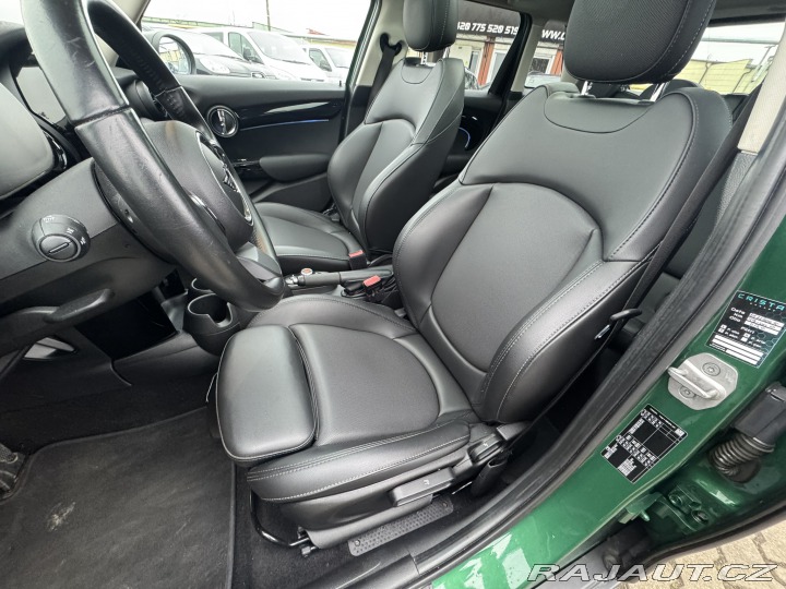 Mini Cooper 1,5i 100KW STK F55 ITÁLIE 2021