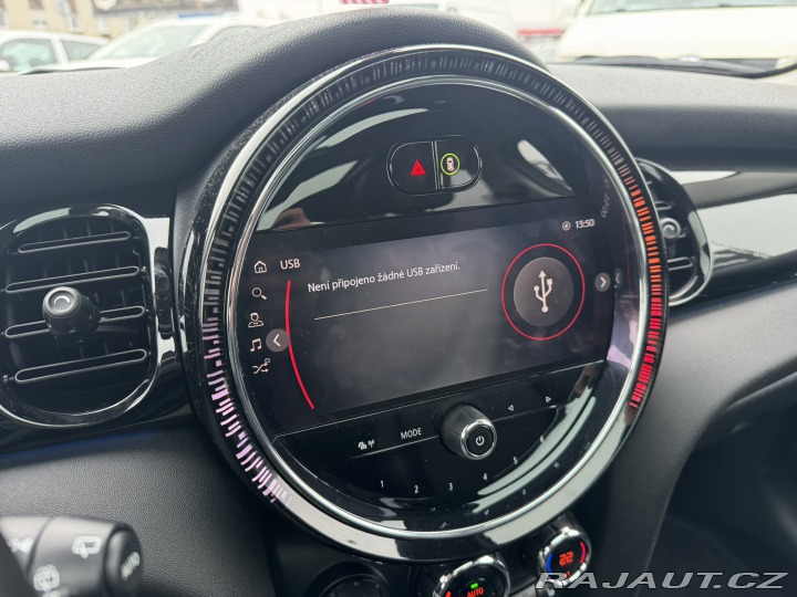 Mini Cooper 1,5i 100KW STK F55 ITÁLIE 2021