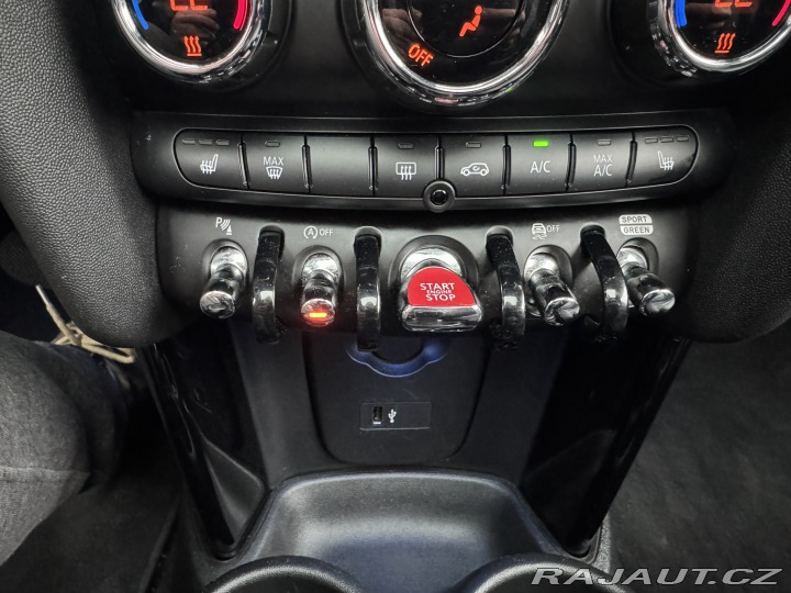 Mini Cooper 1,5i 100KW STK F55 ITÁLIE 2021