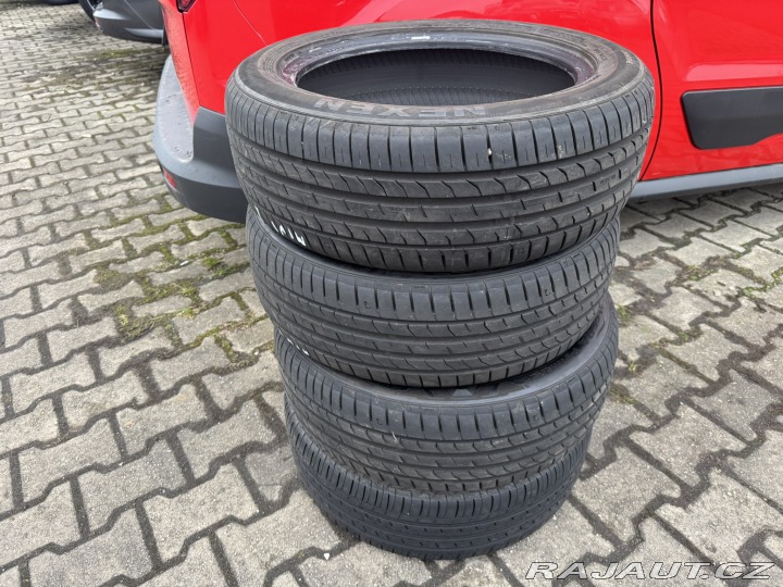 Mini Cooper 1,5i 100KW STK F55 ITÁLIE 2021