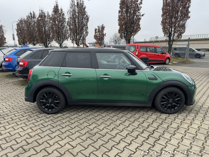 Mini Cooper 1,5i 100KW STK F55 ITÁLIE 2021