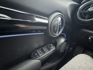 Mini Cooper 1,5i 100KW STK F55 ITÁLIE 2021