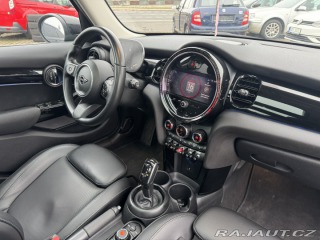 Mini Cooper 1,5i 100KW STK F55 ITÁLIE 2021