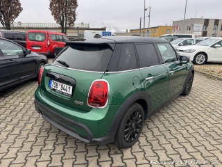 Mini Cooper 1,5i 100KW STK F55 ITÁLIE 2021