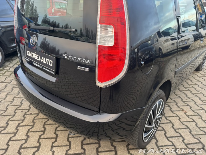 Škoda Roomster 1,6 16V 77 KW SK STK 2008