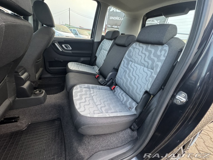 Škoda Roomster 1,6 16V 77 KW SK STK 2008