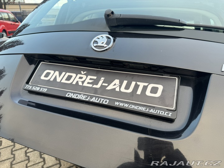 Škoda Roomster 1,6 16V 77 KW SK STK 2008