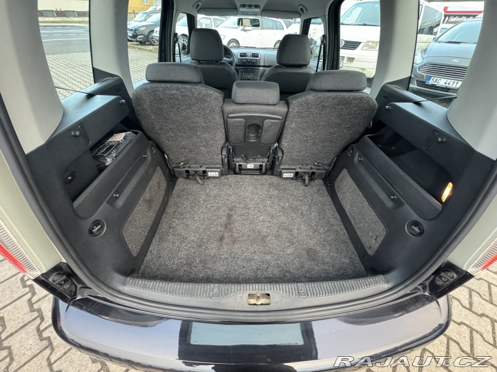 Škoda Roomster 1,6 16V 77 KW SK STK 2008