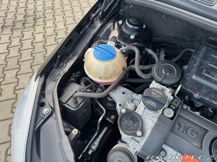 Škoda Roomster 1,6 16V 77 KW SK STK 2008