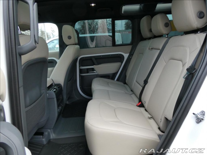 Land Rover Defender 3,0 D200 110 SE,1maj,DPH, 2024