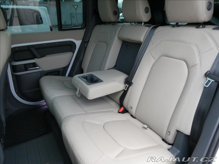 Land Rover Defender 3,0 D200 110 SE,1maj,DPH, 2024
