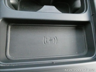 Land Rover Defender 3,0 D200 110 SE,1maj,DPH, 2024