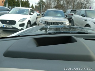 Land Rover Defender 3,0 D200 110 SE,1maj,DPH, 2024