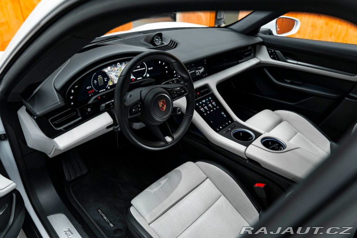 Porsche Taycan 4S, BOSE, PANO, HD MATRIX 2024
