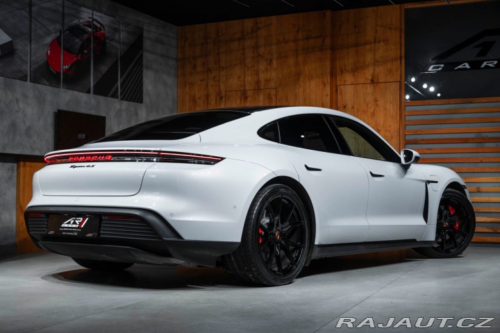 Porsche Taycan 4S, BOSE, PANO, HD MATRIX 2024