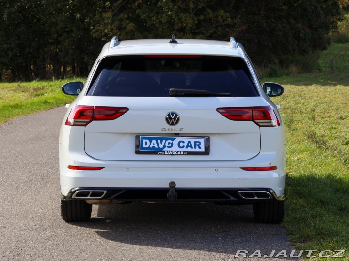 Volkswagen Golf 2,0 TDI R-line DSG Matrix 2021