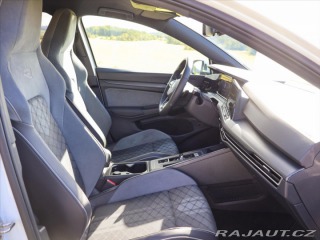 Volkswagen Golf 2,0 TDI R-line DSG Matrix 2021