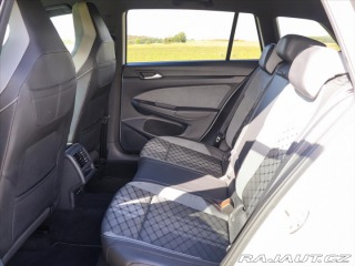 Volkswagen Golf 2,0 TDI R-line DSG Matrix 2021