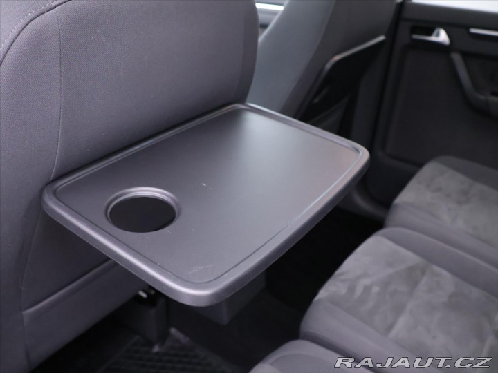 Volkswagen Touran 1,6 TDI Comfortline Panor 2011