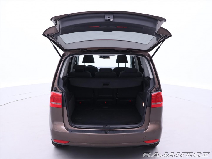 Volkswagen Touran 1,6 TDI Comfortline Panor 2011