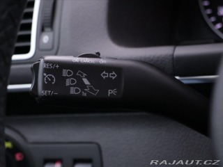 Volkswagen Touran 1,6 TDI Comfortline Panor 2011