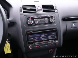 Volkswagen Touran 1,6 TDI Comfortline Panor 2011