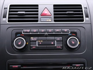 Volkswagen Touran 1,6 TDI Comfortline Panor 2011