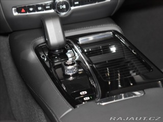 Volvo V60 T6 AWD Core 2025