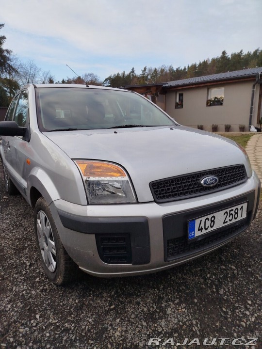 Ford Fusion 1,4   benzín 1800