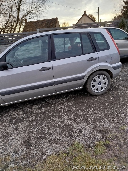 Ford Fusion 1,4   benzín 1800