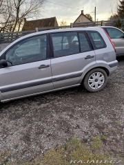 Ford Fusion 1,4   benzín 1800