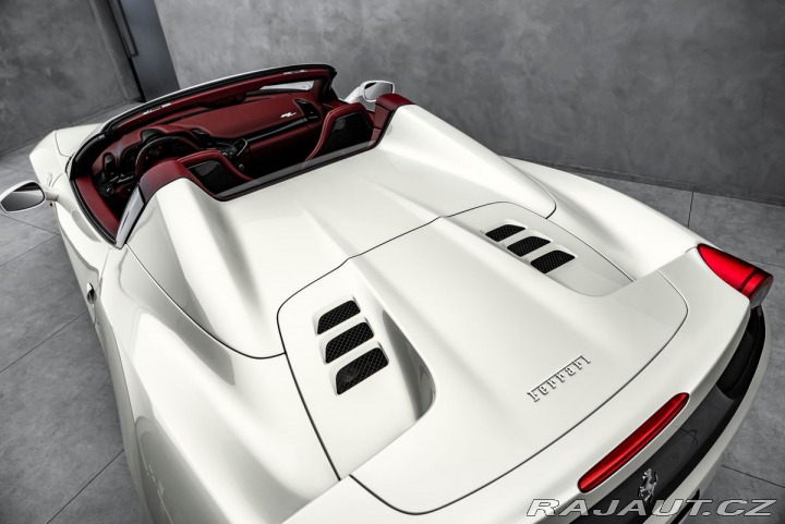 Ferrari 458 Spider 1800