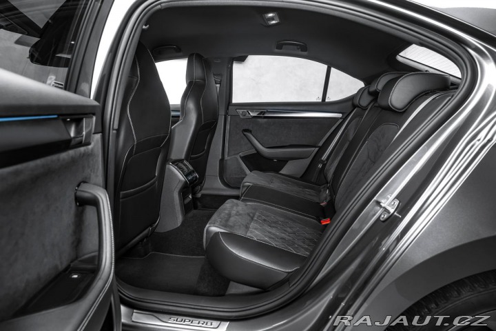 Škoda Superb 2,0 TSI Sportline DSG LED 2023