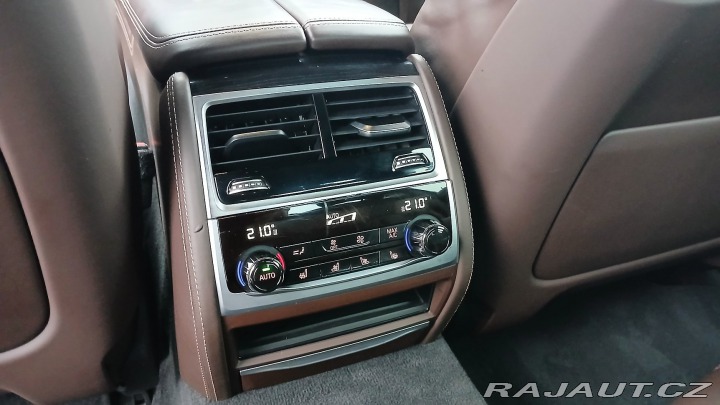 BMW 7 740d xDrive 2016