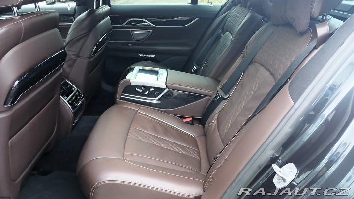 BMW 7 740d xDrive 2016