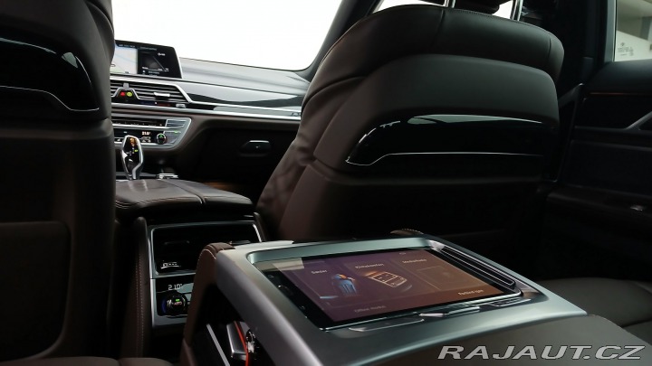 BMW 7 740d xDrive 2016