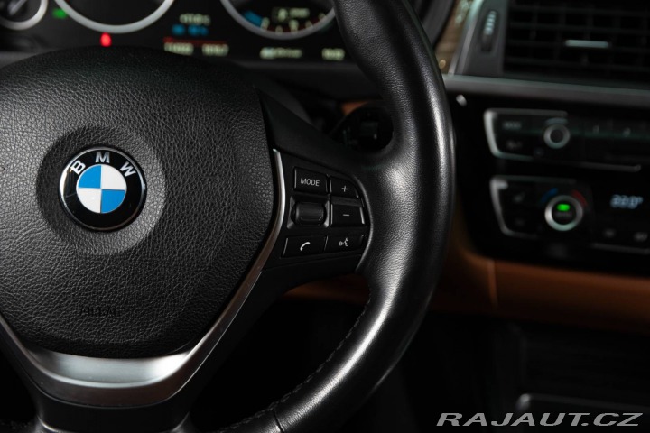 BMW 3 330e 135kW A/T8 2018