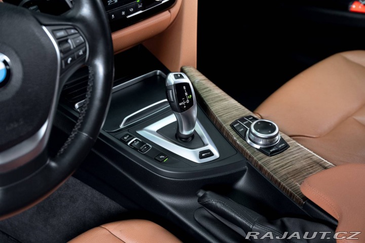 BMW 3 330e 135kW A/T8 2018